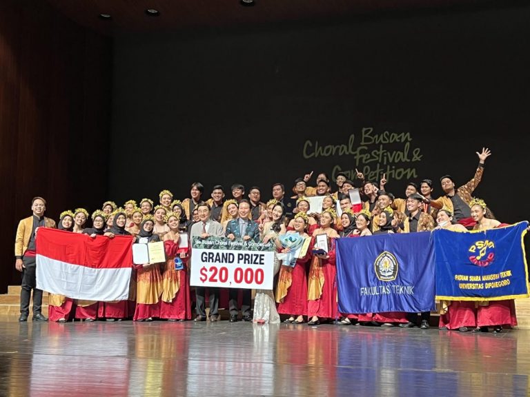 PSMT Universitas Diponegoro Juarai Busan Choral Festival & Competition 2022