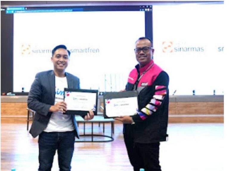 SimInvest Gandeng Smartfren Ajak Generasi 5G Melek Investasi