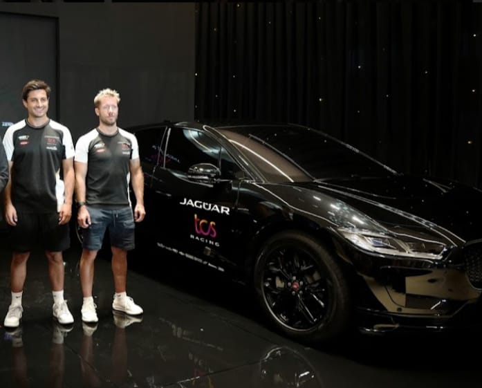 Jaguar Land Rover Komitmen Kembangkan Industri Luxury Electric Vehicle di Indonesia